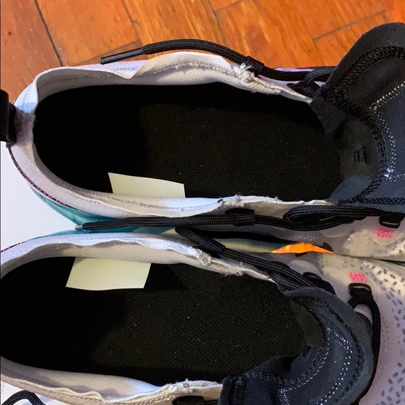 SOLD - Picture 4 of 7